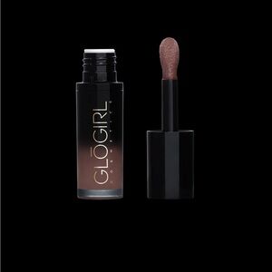 Glōgirl lip oil